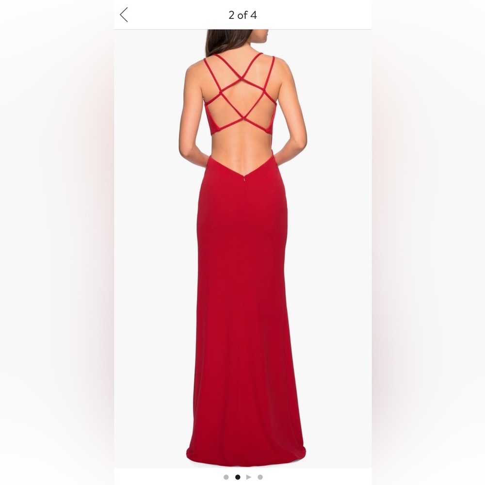 Red Dress - La Femme